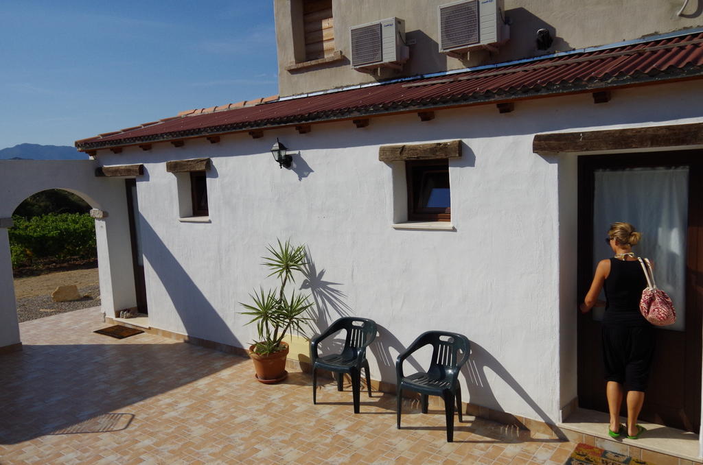 Maison d'hôtes I Carrubi à San Priamo Extérieur photo