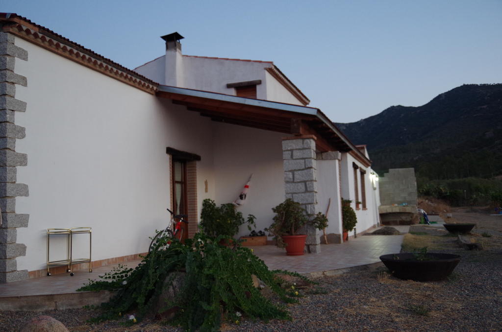 Maison d'hôtes I Carrubi à San Priamo Extérieur photo