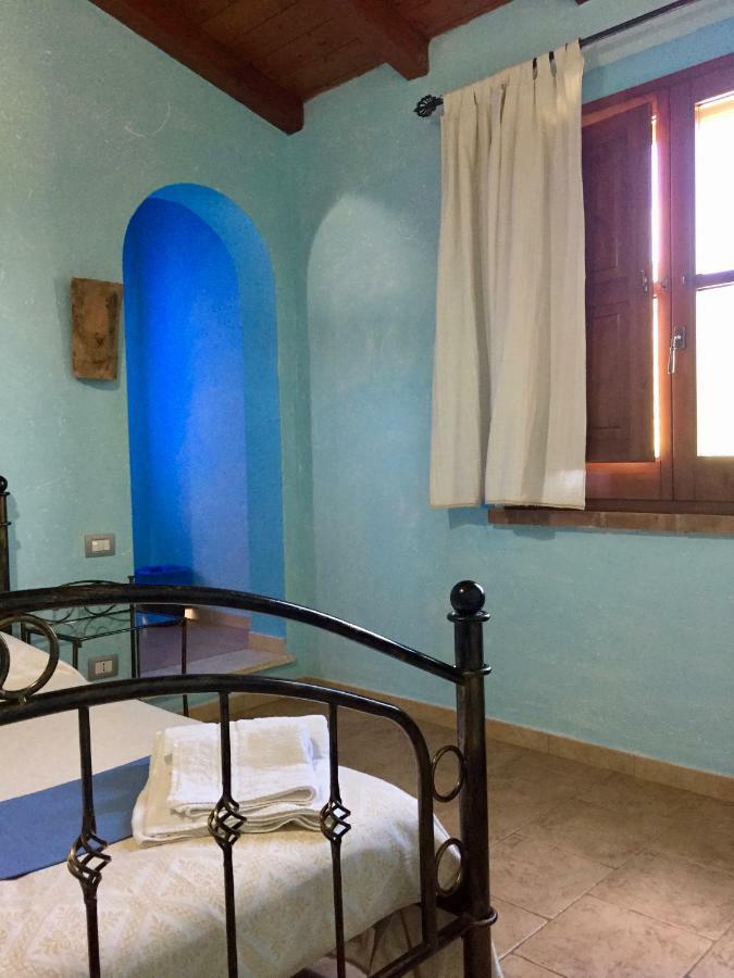 Maison d'hôtes I Carrubi à San Priamo Extérieur photo
